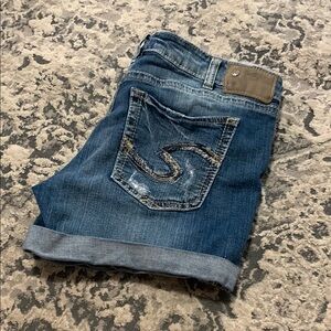 Silver Jeans Boyfriend Mid Short